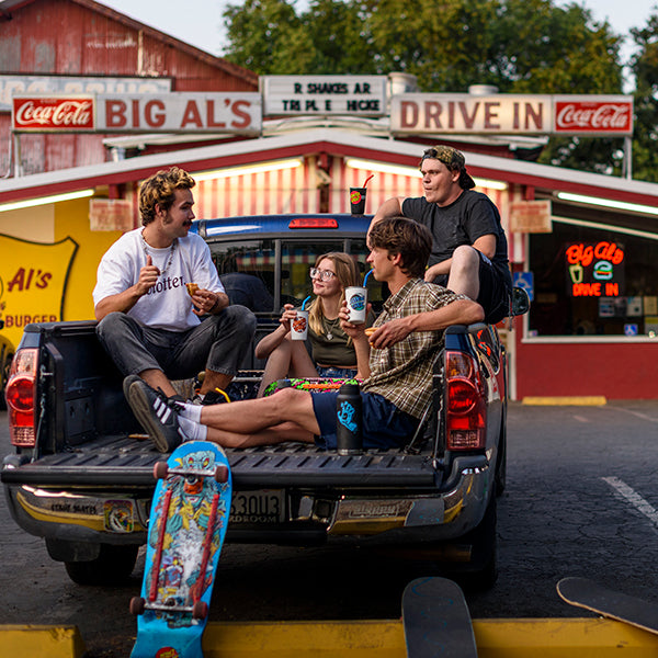 16oz-pint-cup-santa-cruz-w7 16oz_pints_santa_cruz_2_vacationdot_wavedot_skaters_truckbed_square.jpg