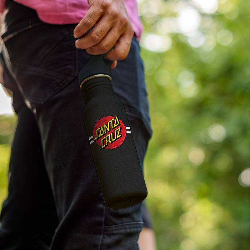 27oz-classic-with-flip-seal-sport-cap-santa-cruz-y8 27oz_classic_water_bottle_santacruz_dot_hand_square.jpg