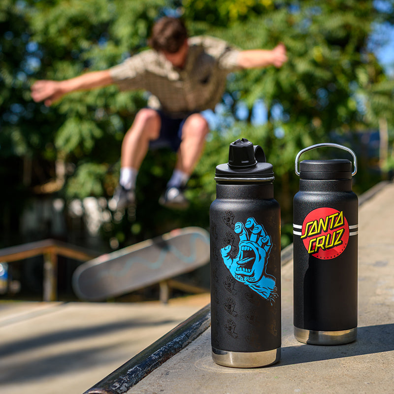32oz-tkwide-with-twist-cap-santa-cruz-q4 32oz_20oz_water_bottles_santacruz_skater_ramp_square.jpg