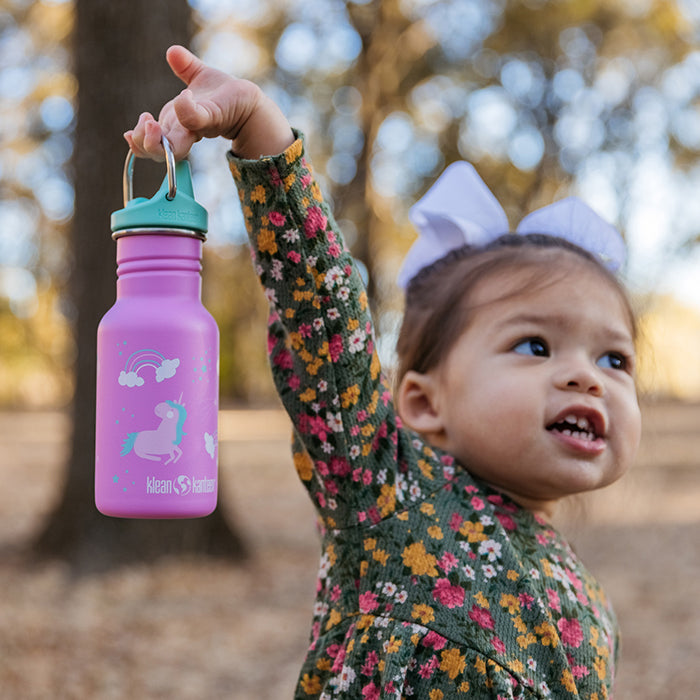 classic-kid-sippy-cap-e7 K12CNSIPPY-UN-kids_bottle_unicorn_lifestyle.jpg