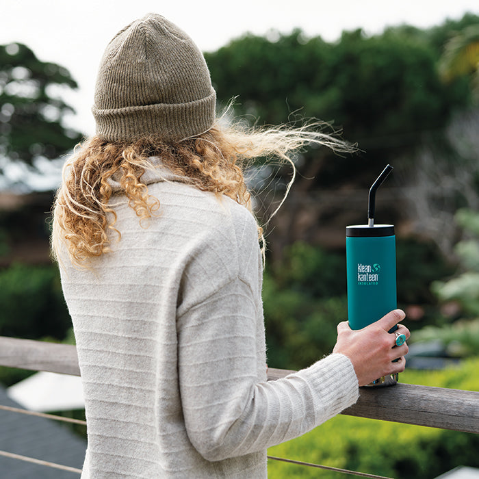 tkwide-straw-cap-y5 K20TKWPCC-EB-20pz-bottle-straw-cap_lifestyle.jpg