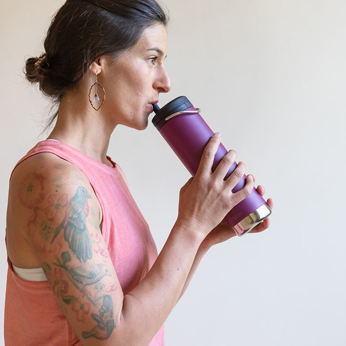 tkwide-twist-cap-with-straw-kit-y2 K20TKWPT-PP-T-TWIST-straw_cap_drinking_yoga_lifestyle_64bb08ca-98d0-4e89-83fd-b166cda65ccd.jpg