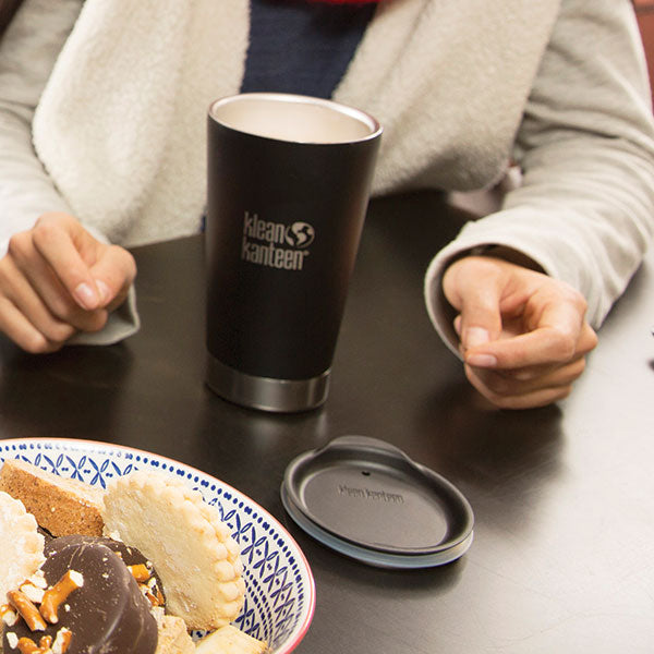 tumbler-lid-d4 K8VSSC-SB-tumblers-lid-lifestyle.jpg
