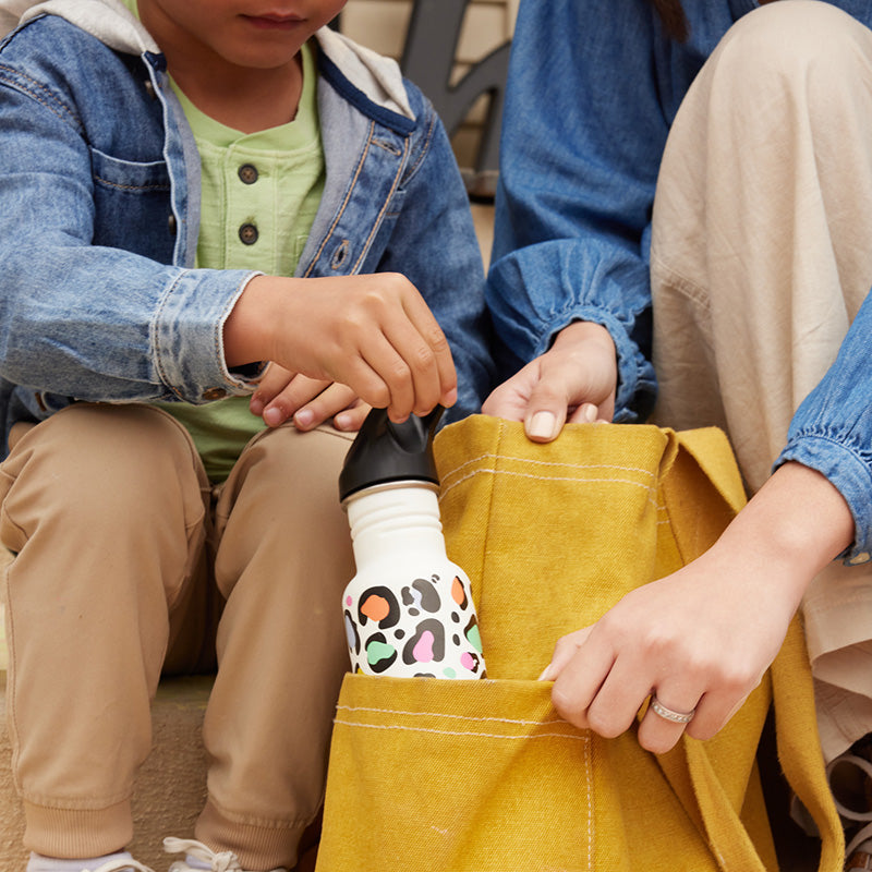 12oz-kid-s-classic-with-flip-seal-sport-cap-z1 kid_sport_flip_seal_12oz_bag_pull_square.jpg