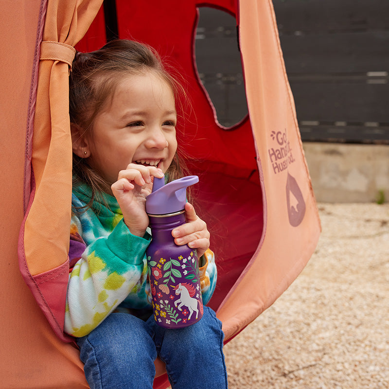 12oz-kid-s-classic-with-flip-seal-sport-cap-z1 kid_sport_flip_seal_12oz_girl_smile_hammock_square.jpg