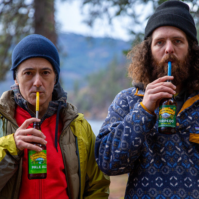 straw-4-pack-l0 recycled_steel_straws_beers_dudes_lifestyle.jpg