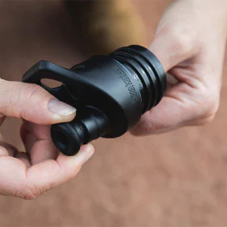 sport-cap-maintenance-kit-c1 sport_cap_maintenance_kit_pull_valve_out_lifestyle.jpg