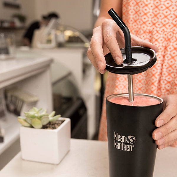 tumbler-straw-lid-with-straw-c4 steel_straw_smoothie-At-Counter-With-Lid_lifestyle_a071dbd2-9fd8-4eea-b04c-2a3732ff8612.jpg