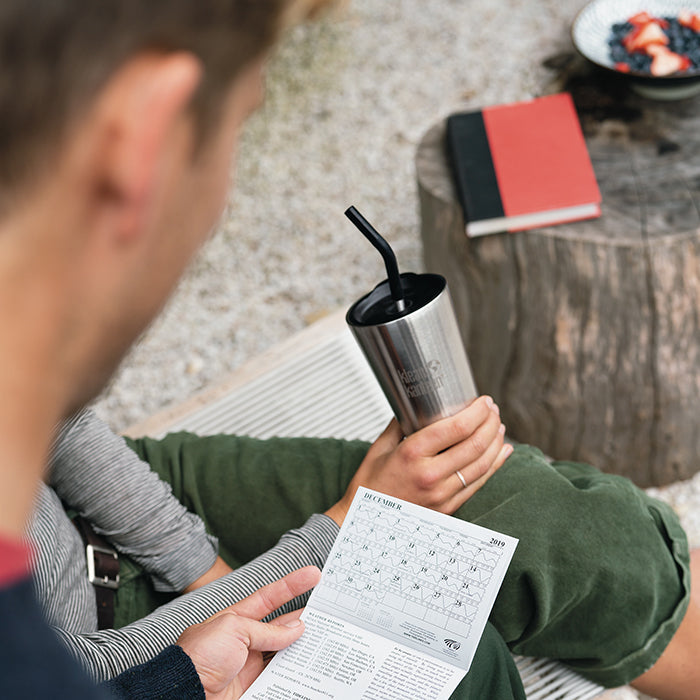 straw-2-pack-black-sale-b3 steel_straws_lifestyle.jpg