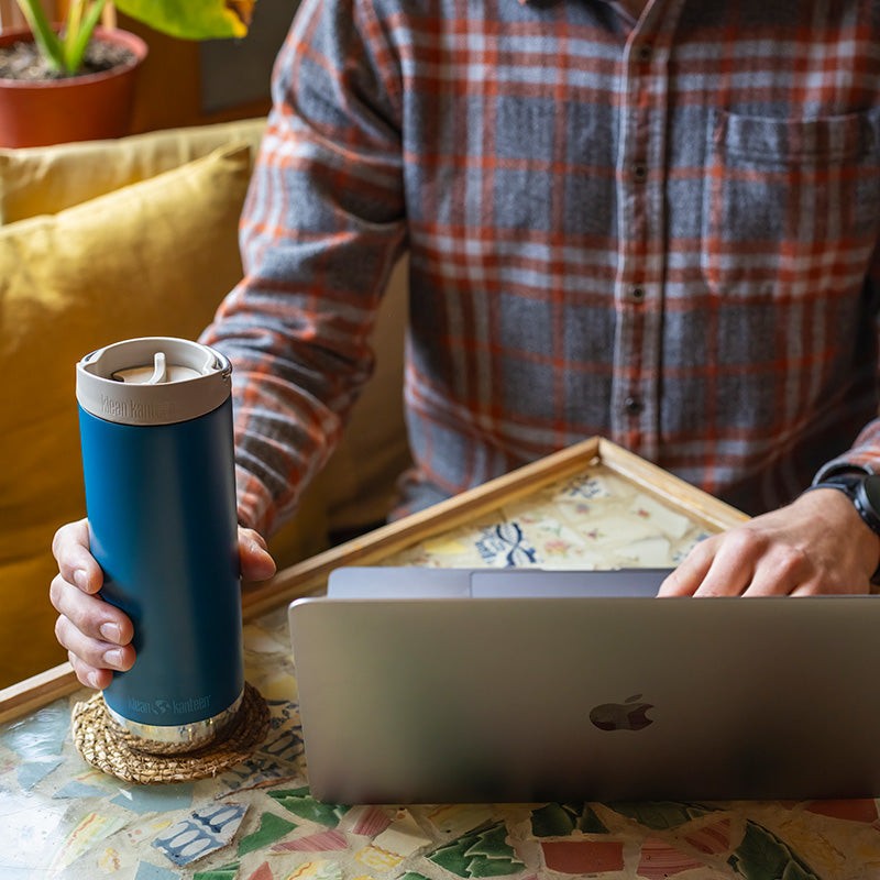 16oz-tkwide-with-cafe-cap-w0 tkwide_16oz_cafe_corsair_cafe_laptop_square.jpg