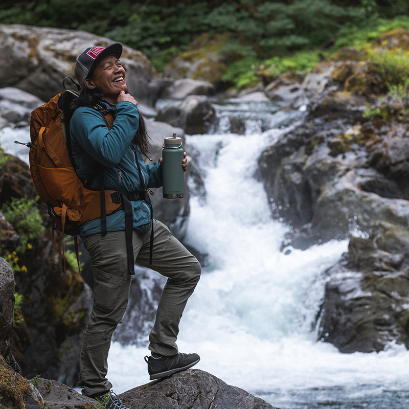 32oz-tkwide-with-twist-cap-i1 tkwide_32oz_insulated_bottle_twist_backpack_river_guy_square.jpg